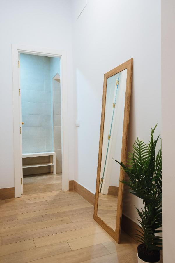 Hostly Rbh0 Modern Apartment Sevilla Exterior foto